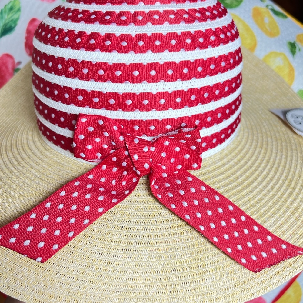 Kids Sun Hat👒~ Neutral w/Red & White Polka Dots on grosgrain ribbon w/bow {NWT}